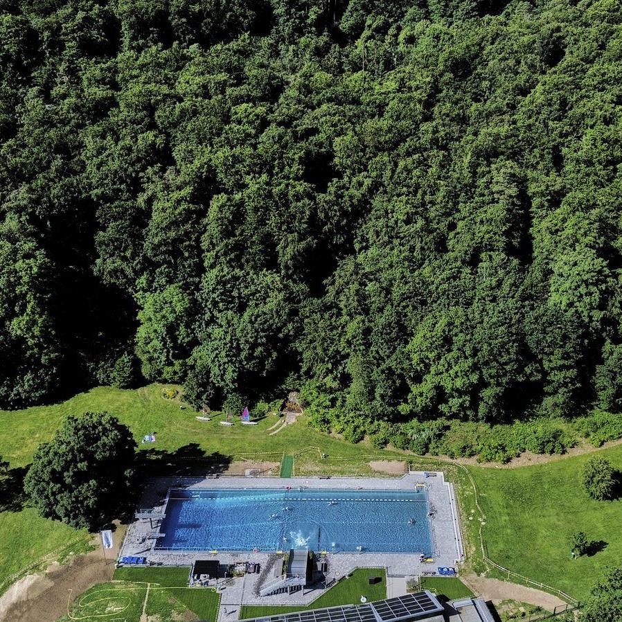 Health officials issue warnings as UK and Northern Europe bake in the first heat wave of 2025